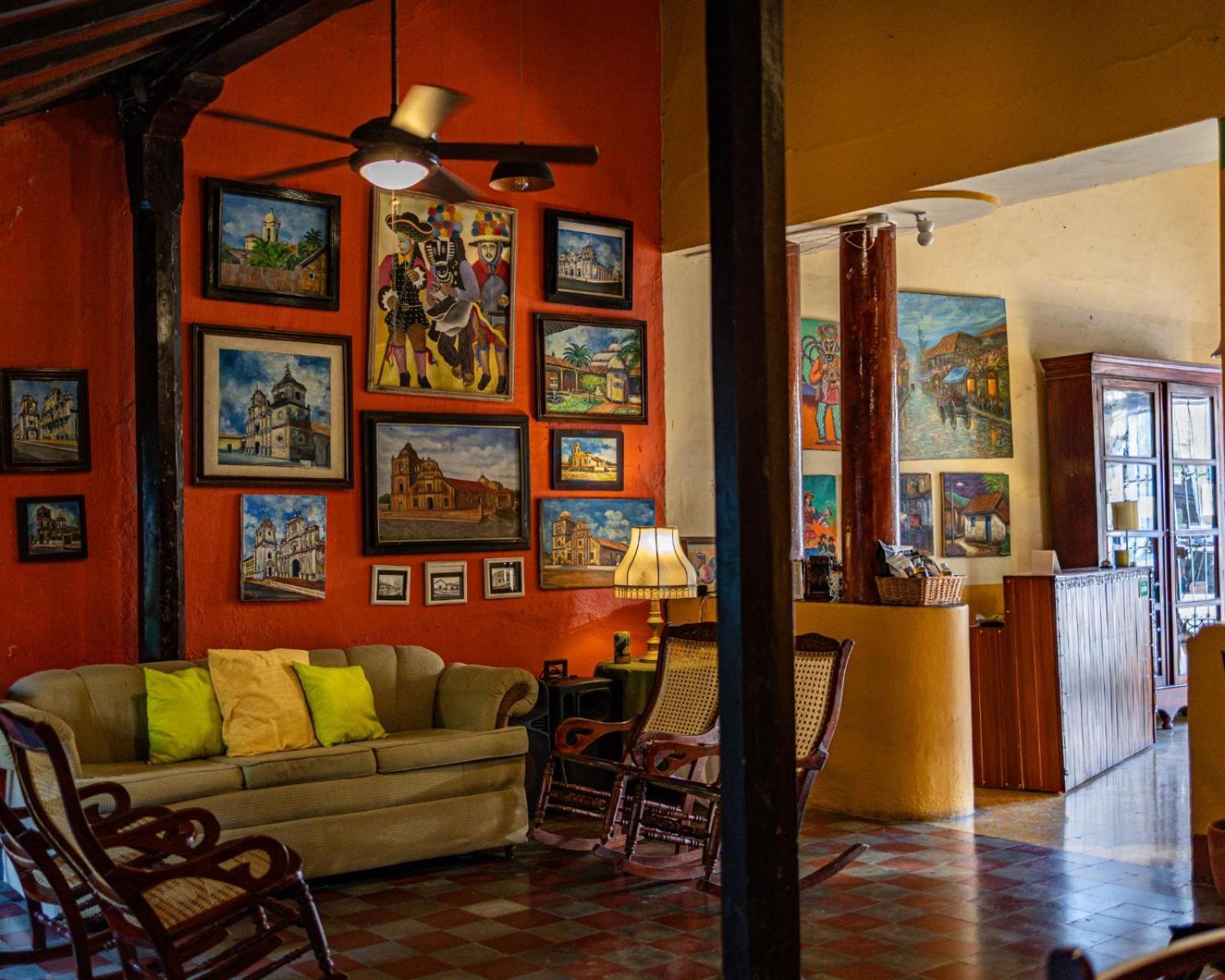 Hostal Fuente Castalia, B Y B Леон Экстерьер фото